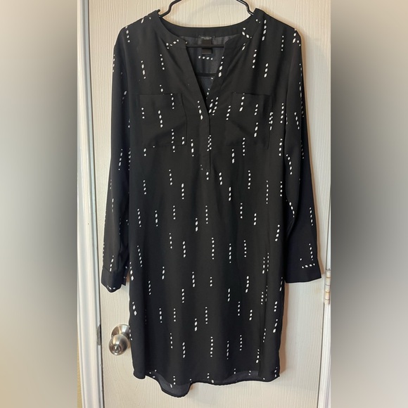Ann Taylor Dresses & Skirts - 🛍️Ann Taylor Small Black and White Dress